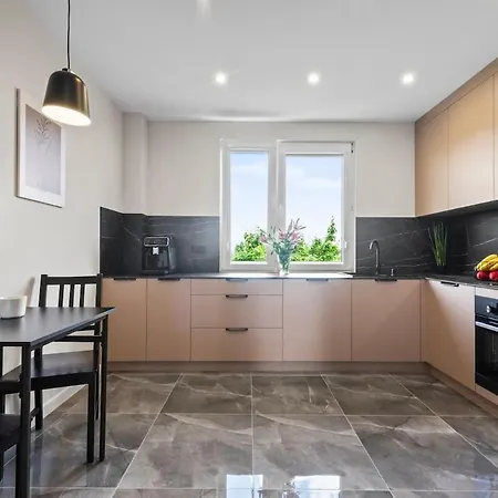 Apartgo! P דירה *