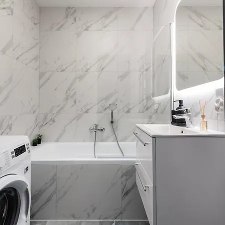 Apartament Apartgo! P *